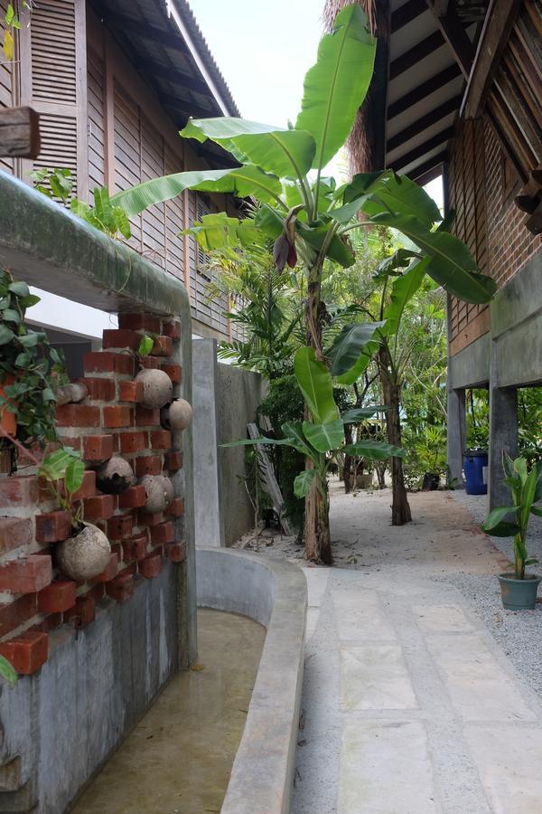 Panji Panji Tropical Wooden Home Pantai Cenang (Langkawi) Exterior foto
