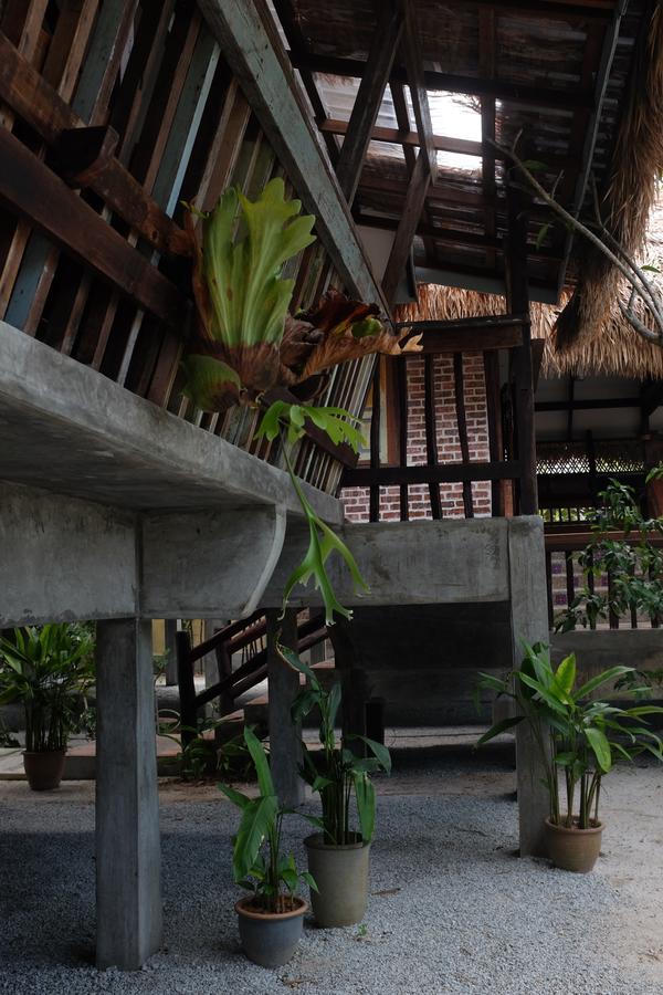 Panji Panji Tropical Wooden Home Pantai Cenang (Langkawi) Exterior foto